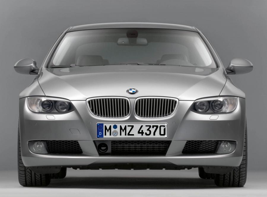  BMW 3-Series Coupe 2007 года  (фото 219 из 219)